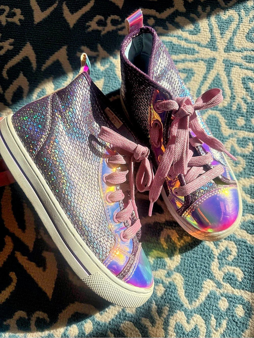 JoJo Siwa Iridescent Purple & Pink High Top Sneakers Girls Size 2